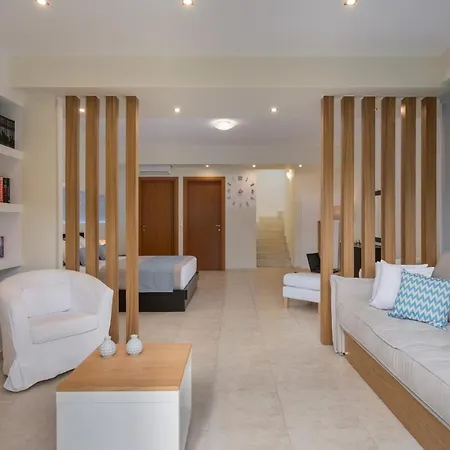 Georgia Heated Pool & Jet-tub Villa Kolymbari