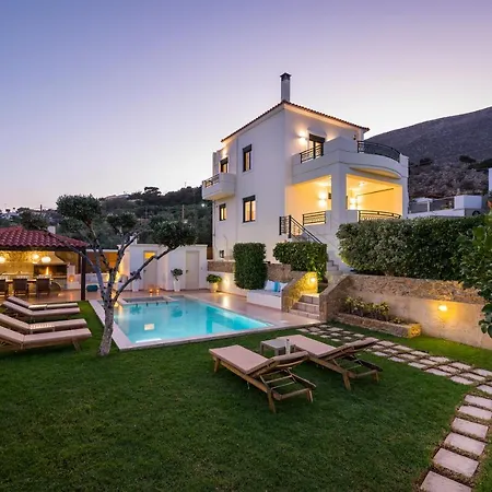 Georgia Heated Pool & Jet-tub Villa *