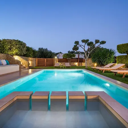 Georgia Heated Pool & Jet-tub Villa Kolymbari